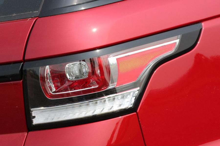  Land Rover Range Rover Sport 2014 года  (фото 28 из 131)